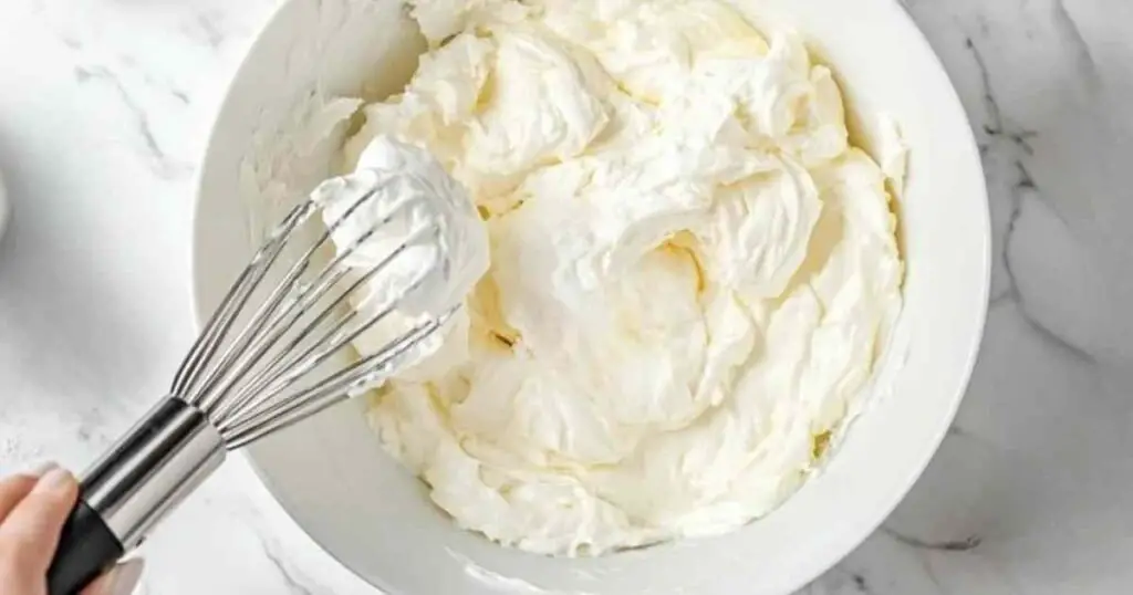 Boule Meringuée Raffaello 1 Préparation des coques de meringue pour boules Raffaello