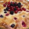 Tarte meringuée aux groseilles avec meringue dorée