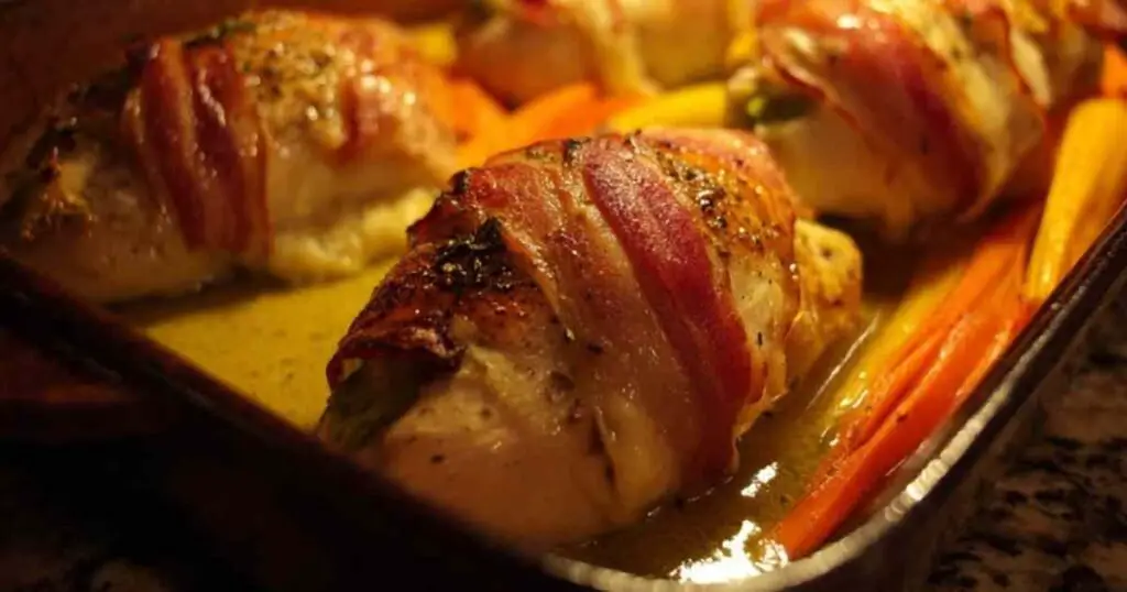 Blanc de Poulet au Cantal 1 Ingrédients pour la recette du blanc de poulet au Cantal.