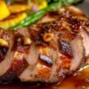 Filet de Porc Sucré et Salé cru dans marinade miel ail avant cuisson